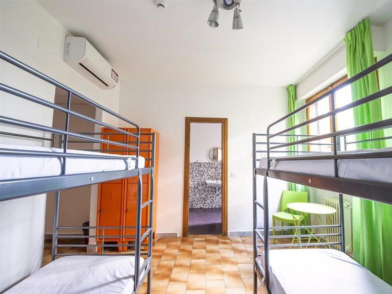 เซฟสเตย์ ปิซ่า Hostel ปิซา ภายนอก รูปภาพ